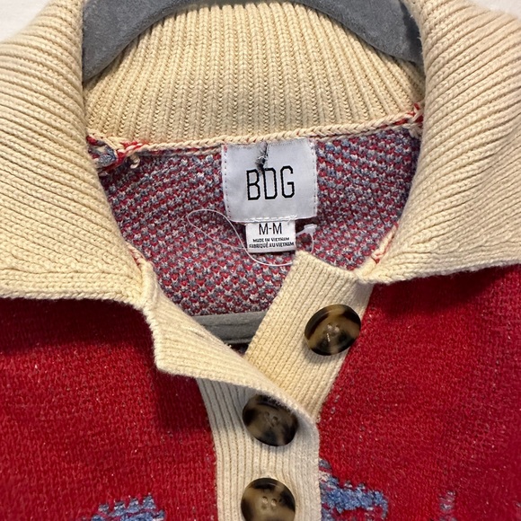 BDG pullover - Picture 3 of 3